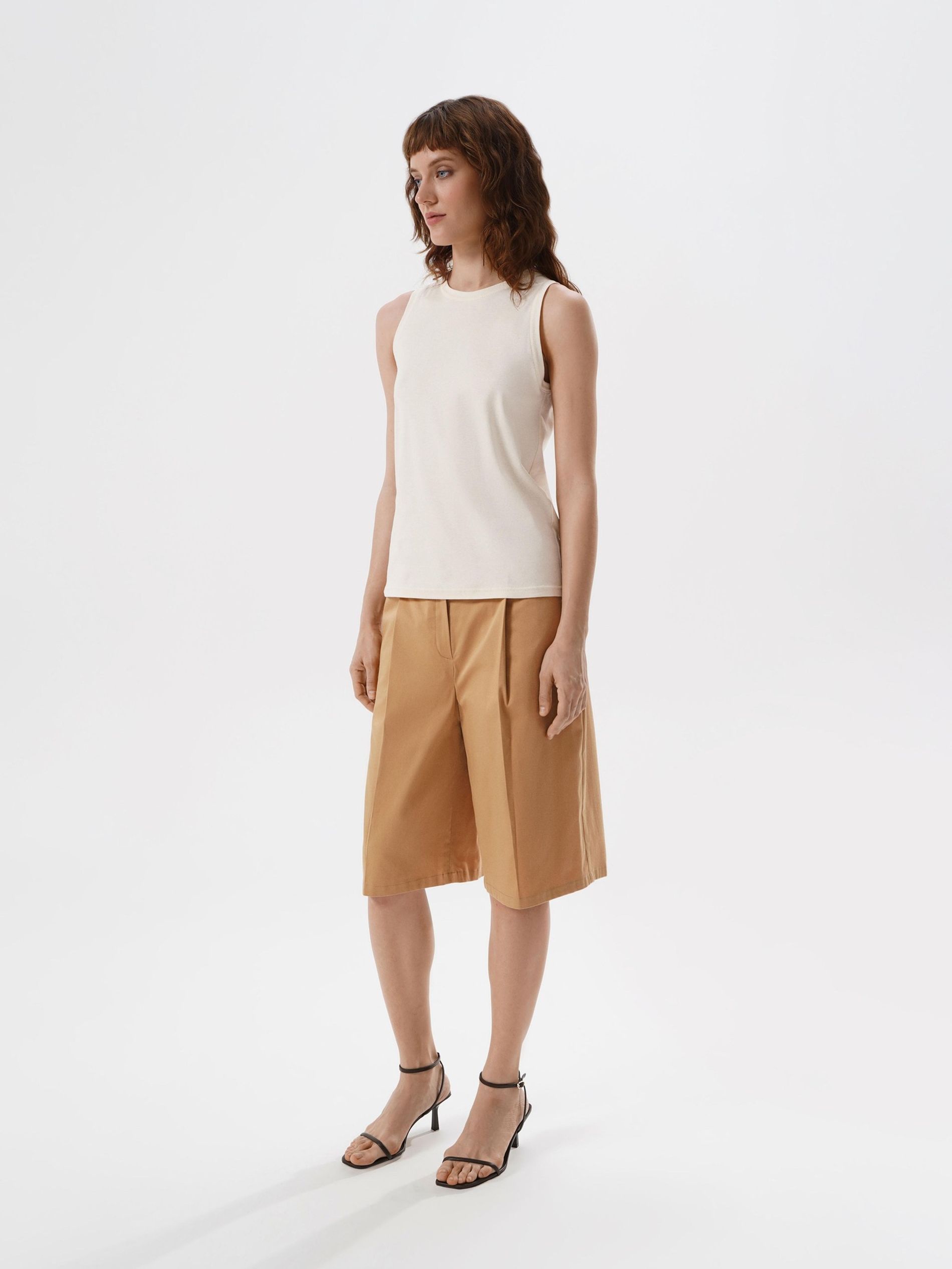 Бермуды camel