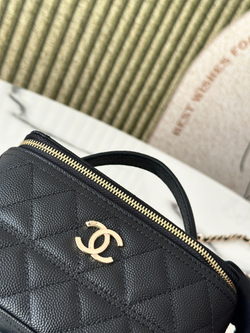 Chanel Vanity Bag 17 cm