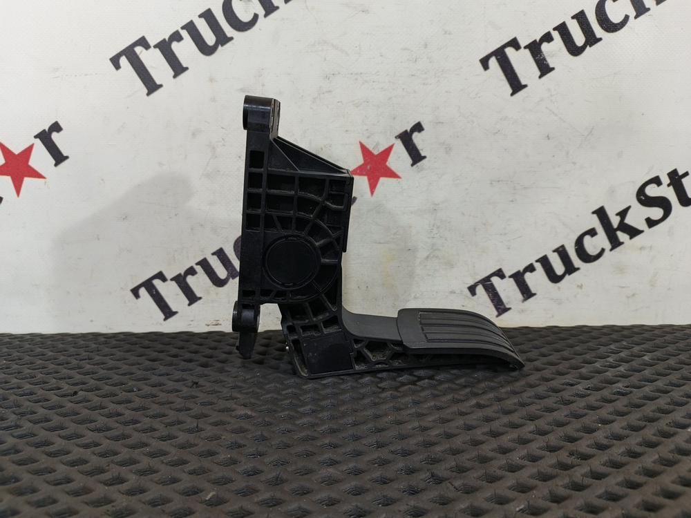 Педаль газа электронная 2023г