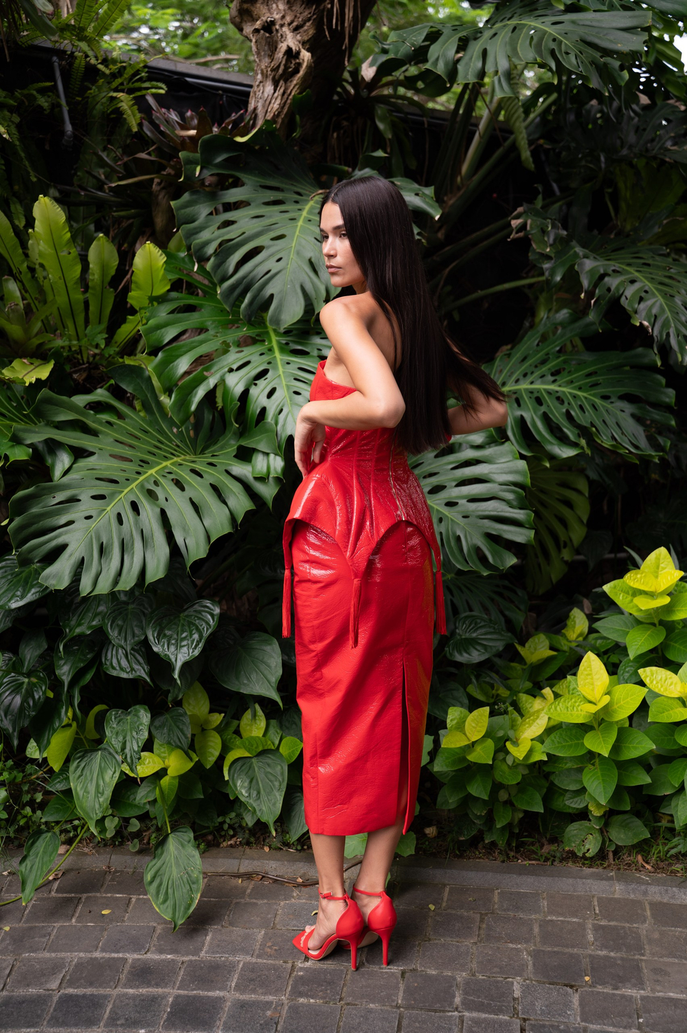 Юбка красная лаке