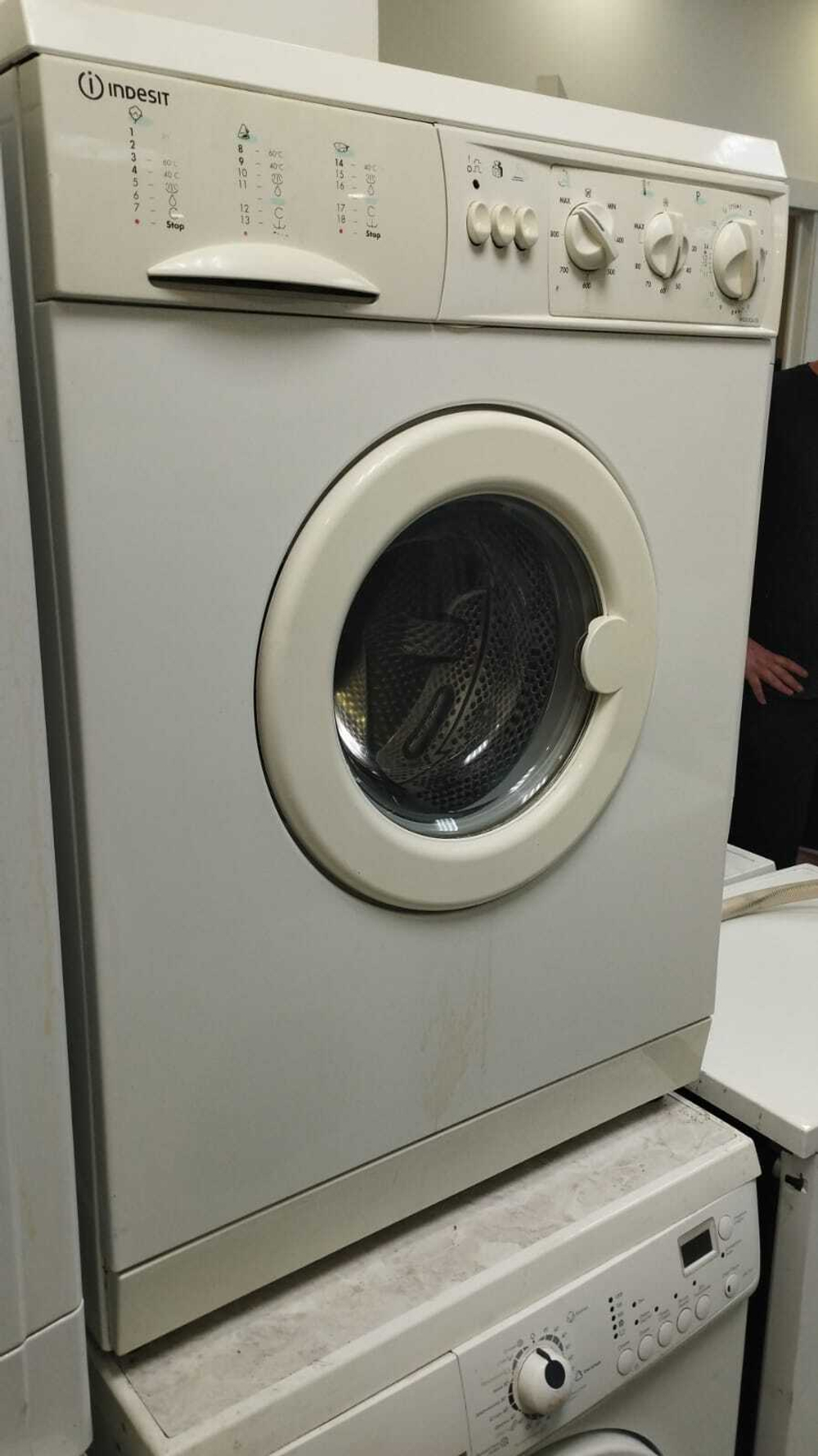 Стиральная машина Indesit WS 630 TX б/у