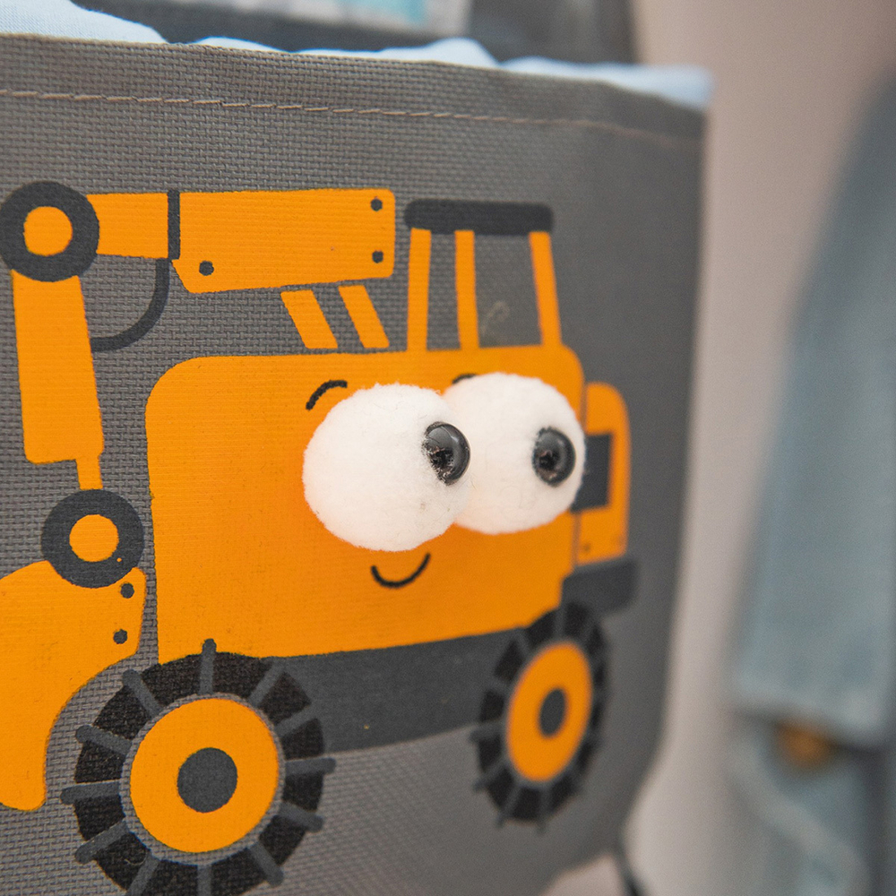 Кармашки для детского сада, на липучке. Экскаватор с глазками-помпонами