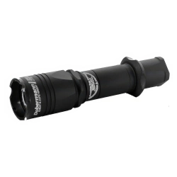 Тактический фонарь Armytek Dobermann Pro Magnet USB (теплый свет) - вид сбоку