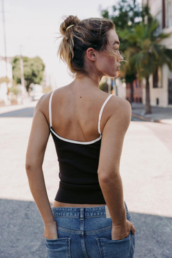 ZARA ТОП В РУБЧИК С ЦВЕТАМИ, КОРИЧНЕВЫЙ