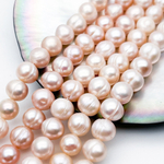 Жемчуг бусины, цвет светло-розовый, размер около 7-7,5 мм, цена за отрезок 18 см (1/2 нити)