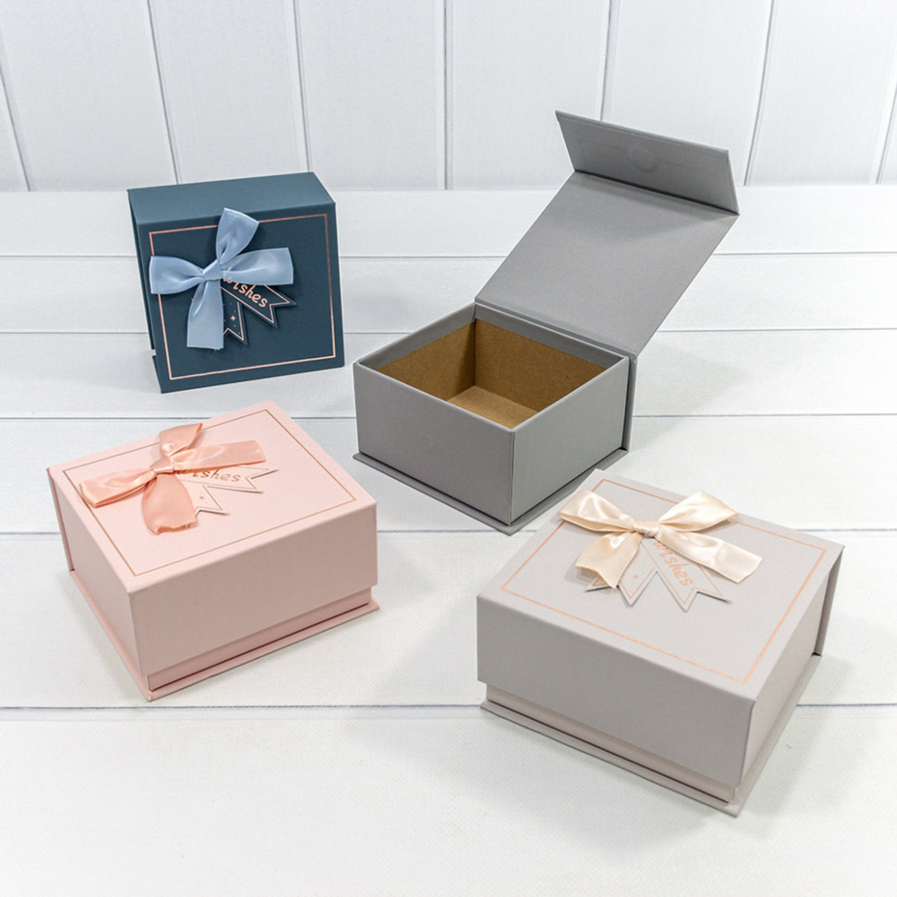 Коробка Ювелирная 13.5х12.5х7.5 см Набор 4 шт с магнитной крышкой (Микс)