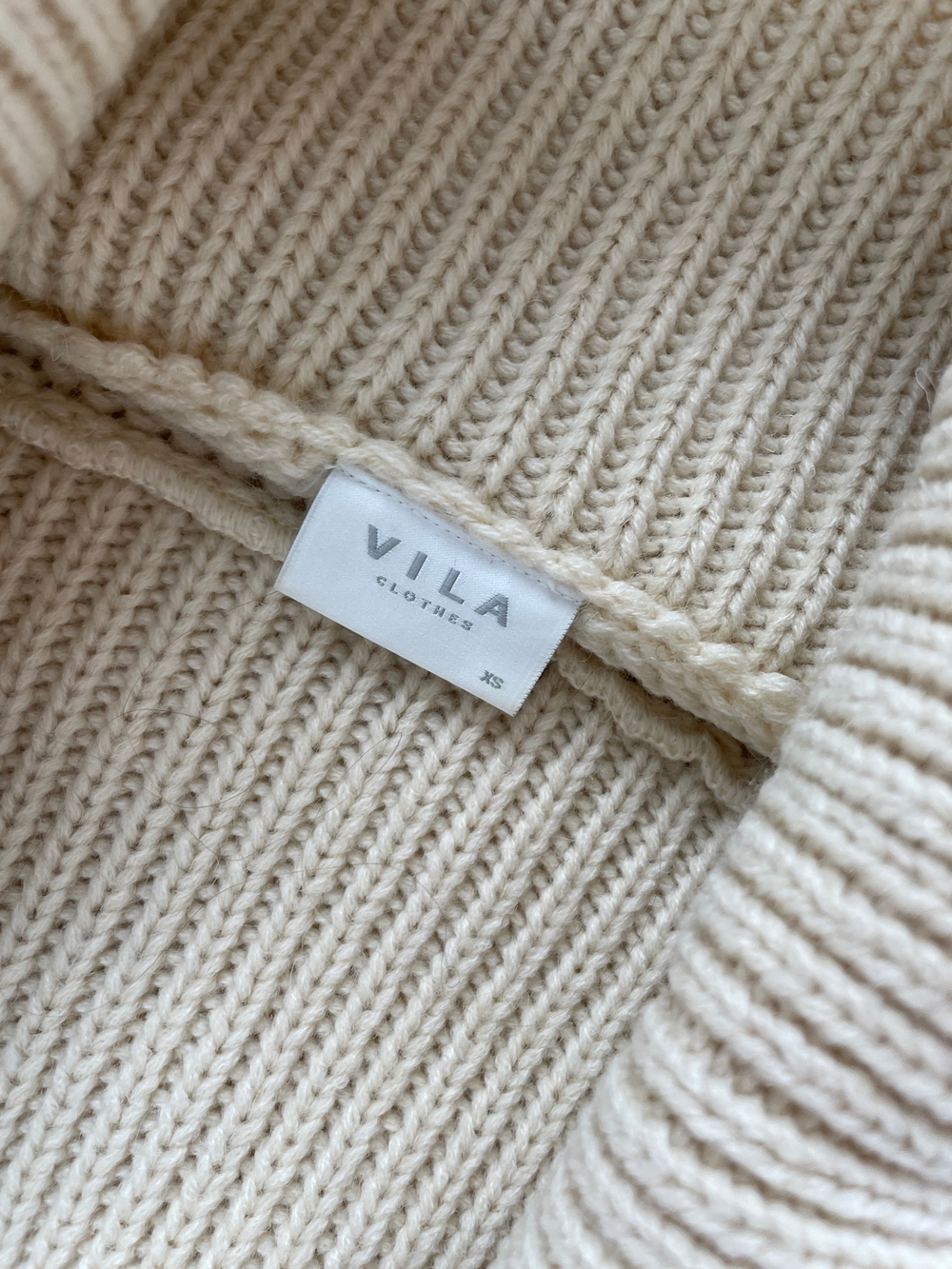 Свитер Vila
