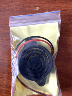 Звуковой сигнал (зуммер) заднего хода (универсальный)