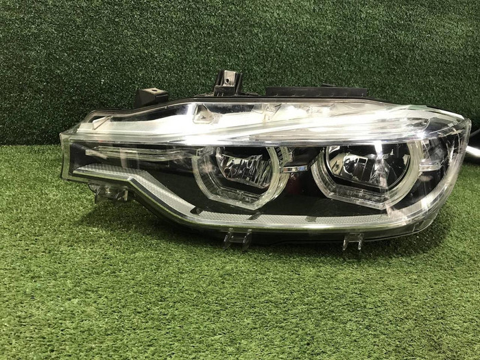 Фара левая BMW 3er F30 (2015-2020) LED