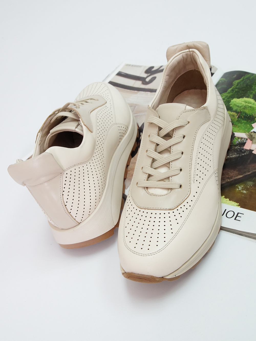 Кроссовки женские демисезонные