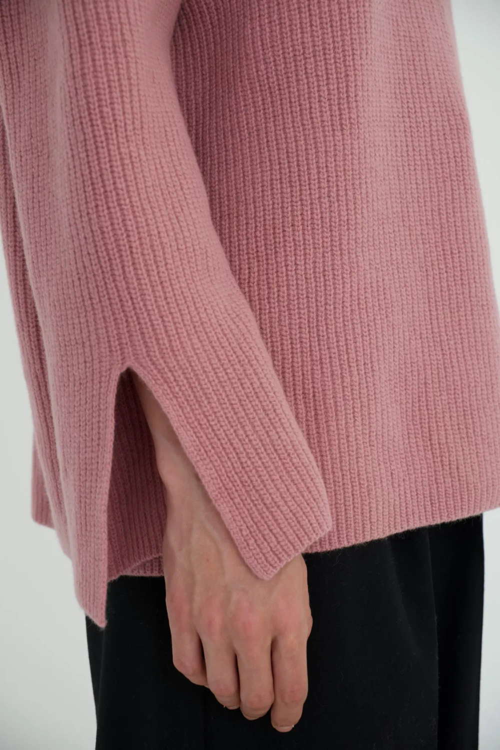 Джемпер из 100% шерсти ягнёнка Slit