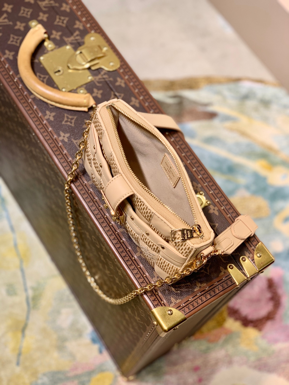 Louis Vuitton Pochette Troca