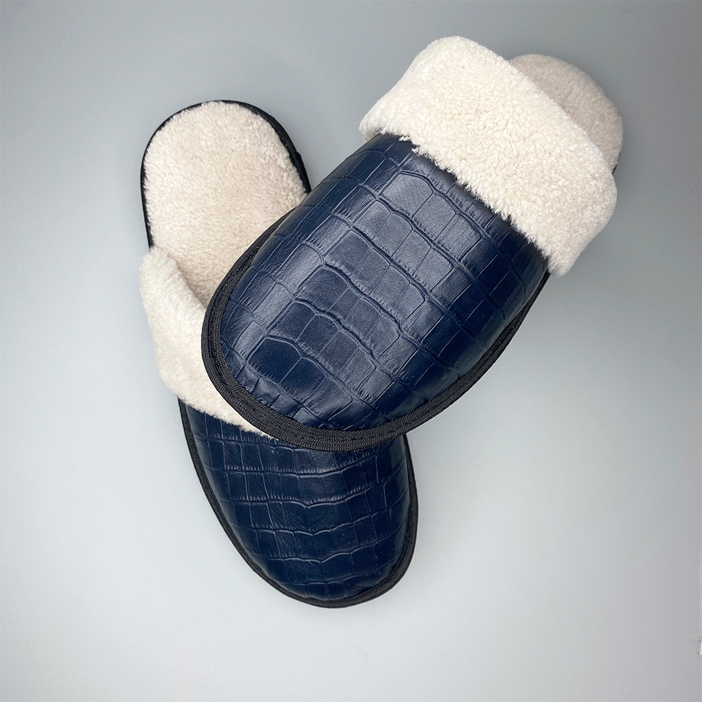 Тапочки для дома из кожи с тиснением | Синий
