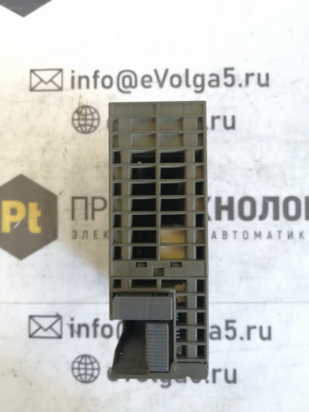 Siemens 6ES7322-1HH01-0AA0 с хранения