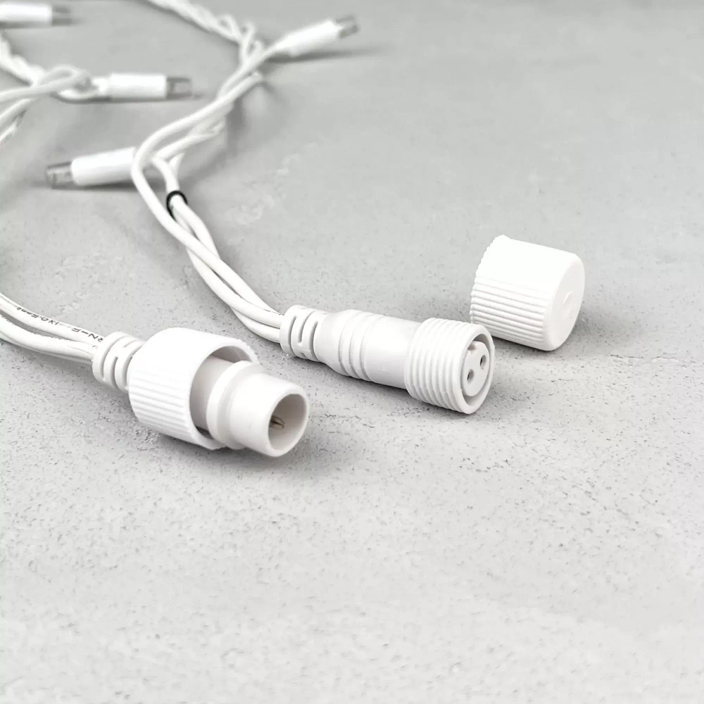 Светодиодная бахрома с колпачком 3,2*0,9 м., 168 холодных белых LED ламп, мерцание, каучуковый белый провод, LTC (LL168BLW-8-2W)