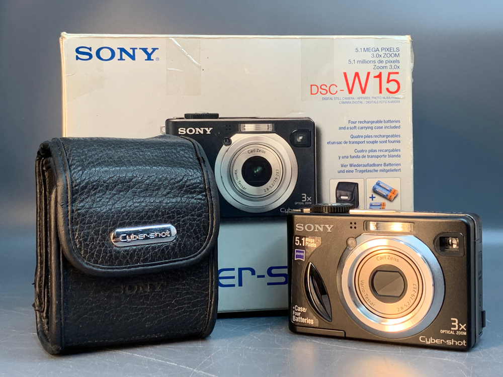 Sony Cyber-Shot DSC-W15