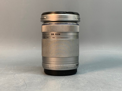 Olympus ED 40-150mm f/4.0-5.6 R MFТ