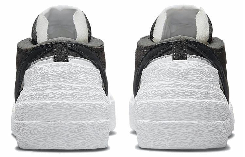 Кроссовки Sacai X Nike Blazer Low "Iron Grey"