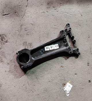 Кронштейн торсиона задней подвески для тягача Shacman X6000