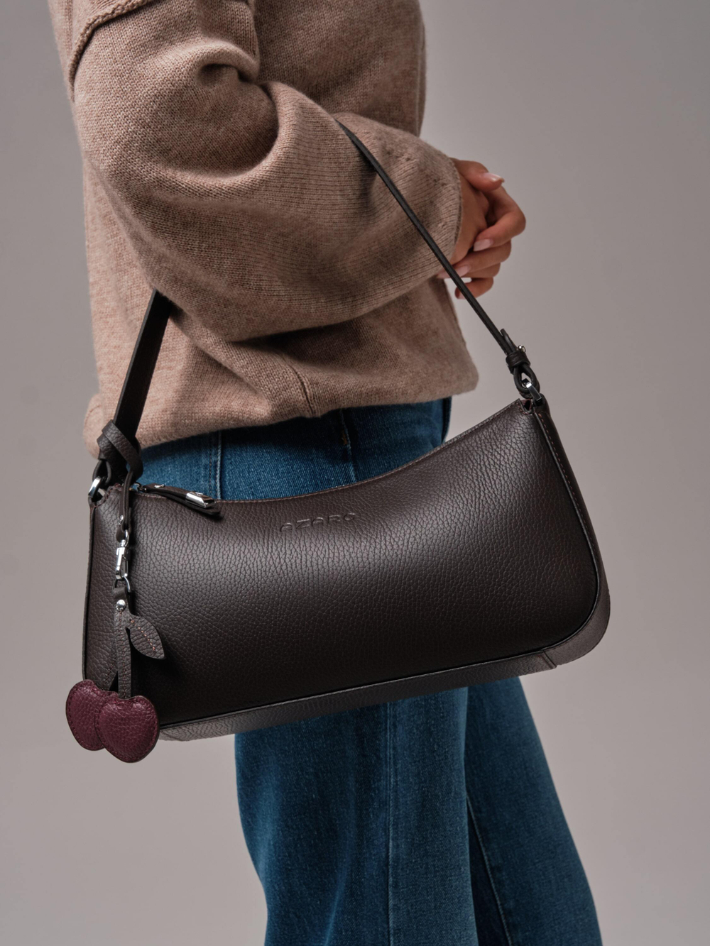 Кожаная сумка багет кросс-боди коричневый шоколад