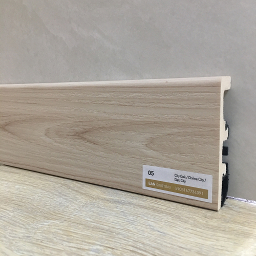 Плинтус 80*20мм "Integra" 05 Дуб Сити 2,4м