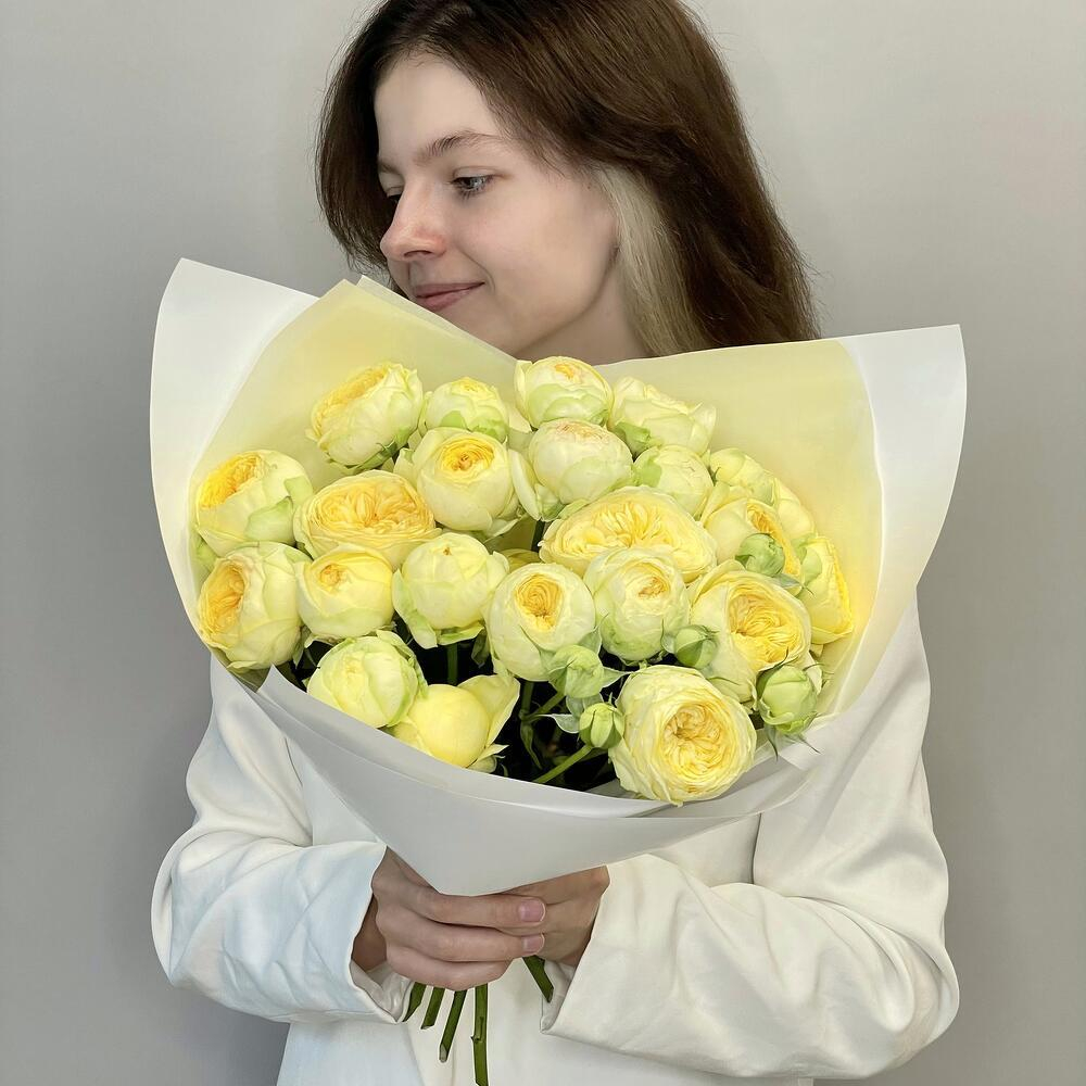 «Ванильный десерт» букет из кустовых пионовидных роз пиони баблз