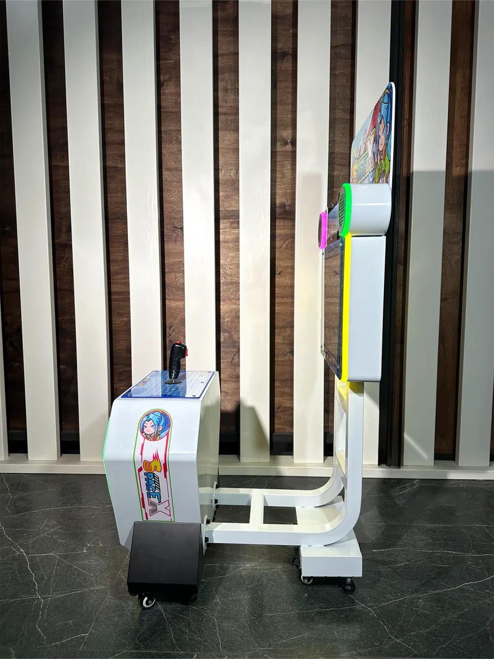 Автомат с видео игрой «Космо Х»