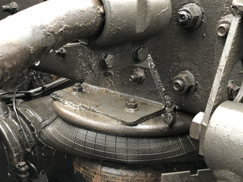 Кронштейн пневмодушки заднего моста