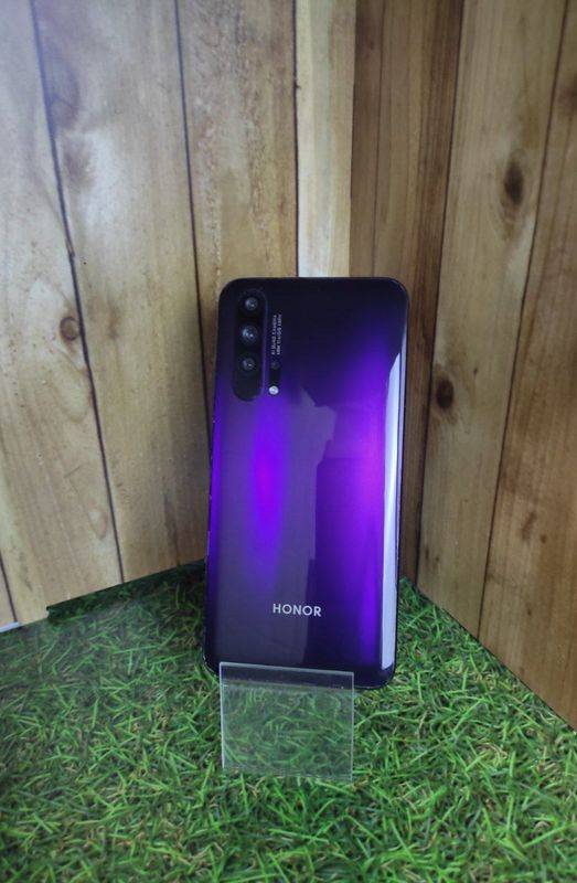 Смартфон Huawei Honor 20 pro 8/256gb фиолетовый (витринный)