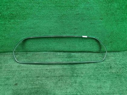 Молдинг решетки радиатора Mini Clubman F54 (19-нв)