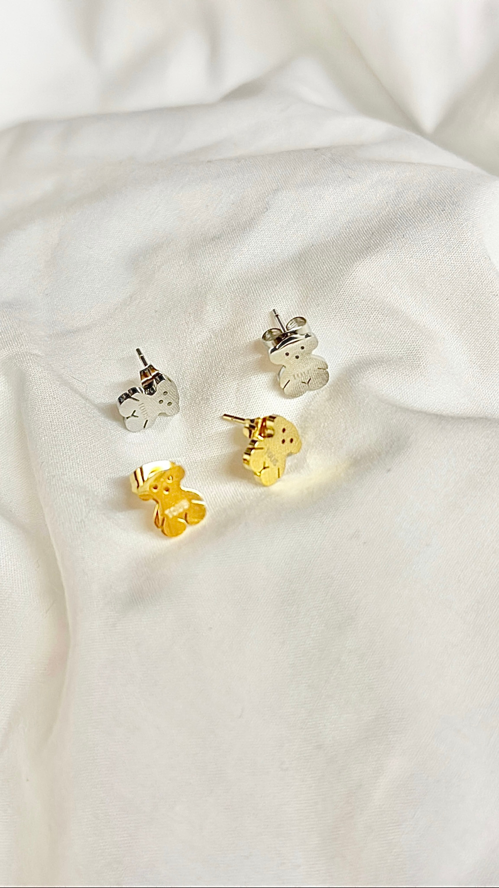 Серьги-пусеты в стилистике tous, оттенок золото