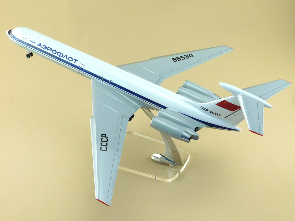 Модель самолета ил