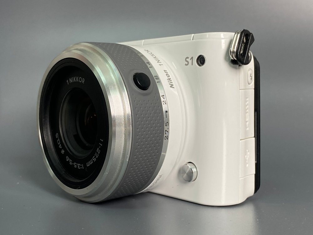 Nikon 1 S1