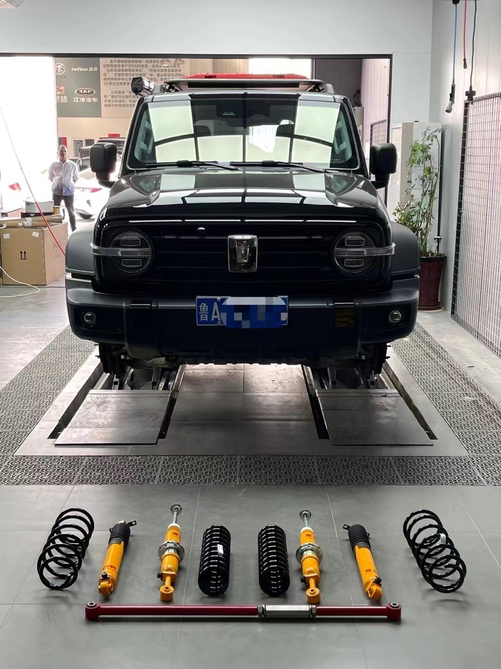 Tank 300 лифт-комплект регулируемой подвески +2" ST9000