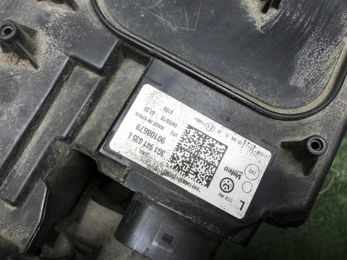 Битая Фара левая VW Passat B8 (2014-2020) LED