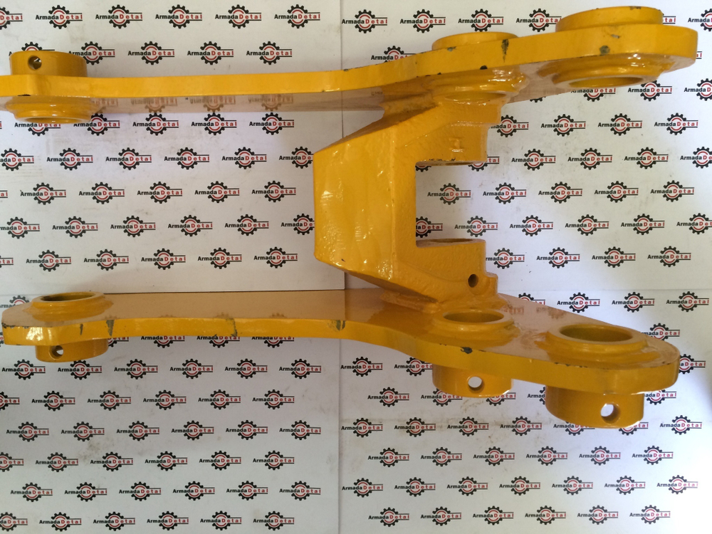 Трапеция задней стрелы ковша (бумеранг) | 335/05602, 125/79900 | Aries