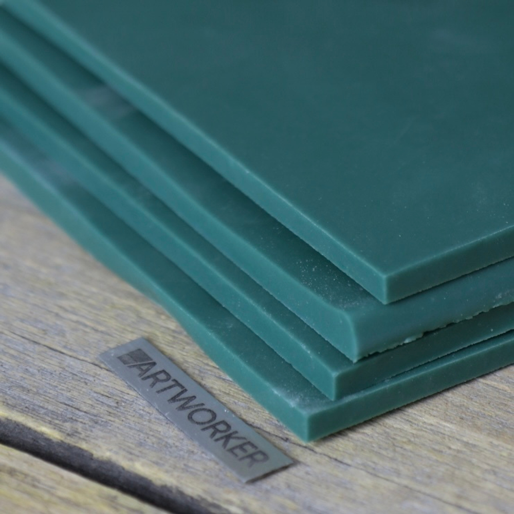 Смальта темно - зеленого цвета в кирпичиках купить с доставкой по всей России.