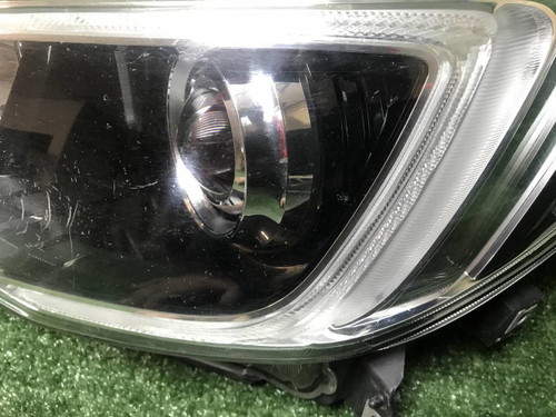 Фара левая Subaru Outback 5 (2014-2018) LED