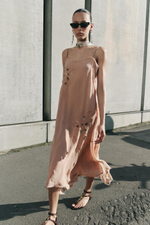 Платье асимметричного кроя с вышивкой — zw collection