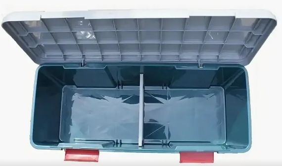 Экспедиционный ящик IRIS RV Box 770D, внутри.
