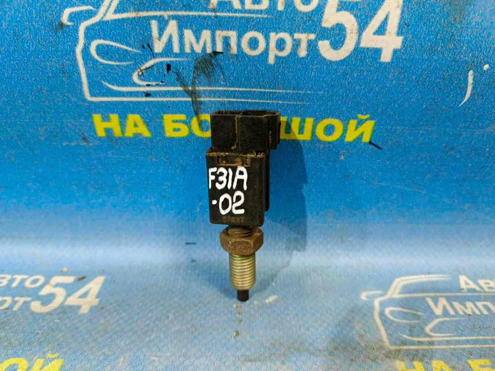 Датчик педали тормоза MITSUBISHI DIAMANTE 1997