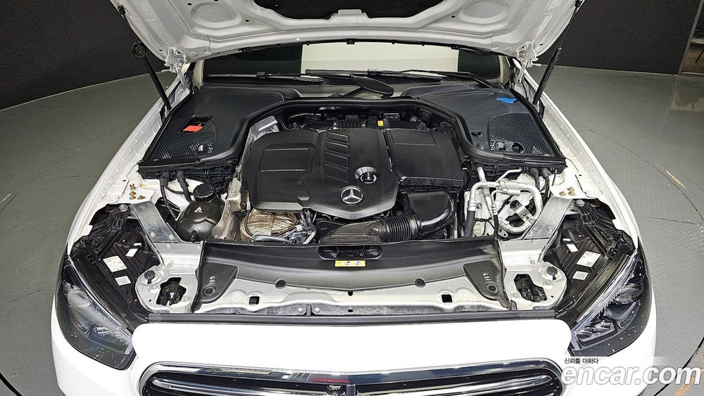 Mercedes-Benz E-Class W213 E220d 4MATIC Exclusive (02.2022)