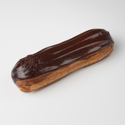 Эклер шоколадный