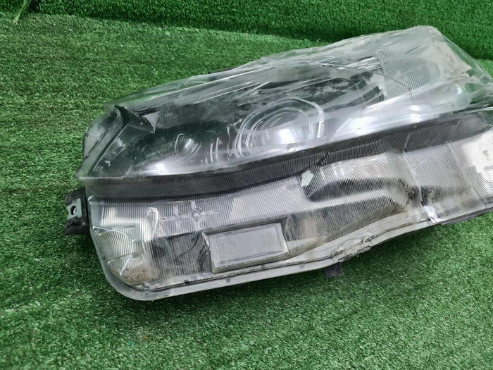 Битая Фара левая Subaru Outback 6 (2019-2022) LED