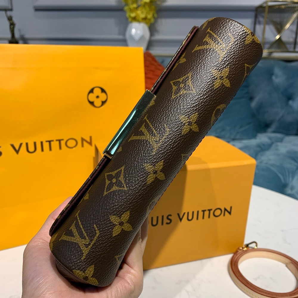 Louis Vuitton Favorite PM