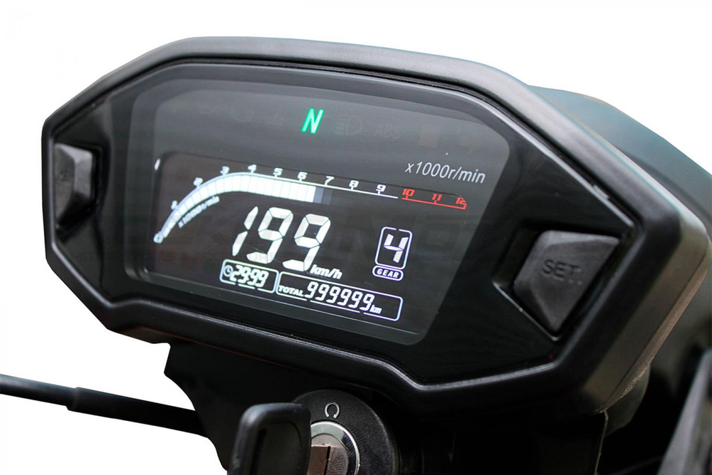 Мопед ROCKOT ALPHA OFFROAD M-11 LUX+ (LED) (белый глянцевый)