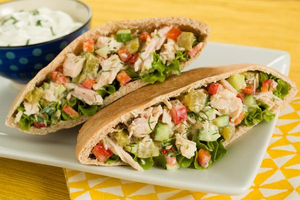 Курица в пите с овощами