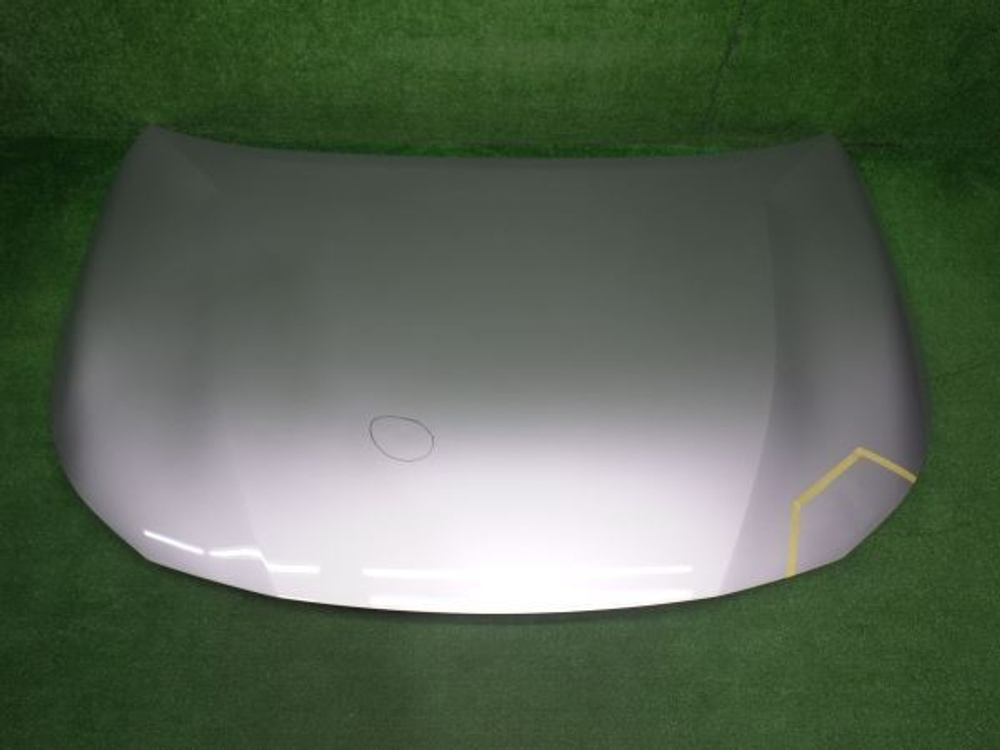 капот Toyota Corolla ZWE211 NRE210