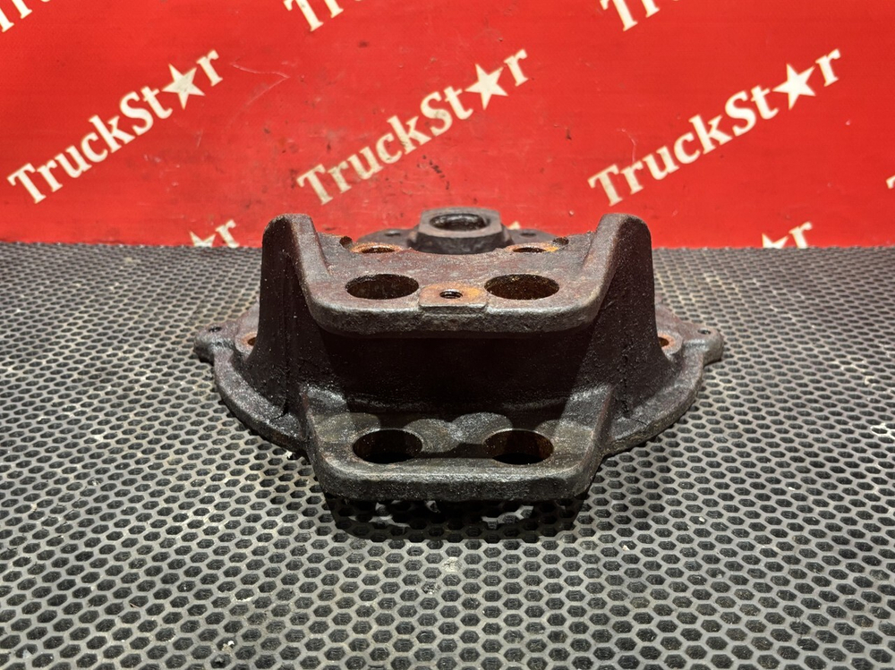 Кронштейн тормозных колодок