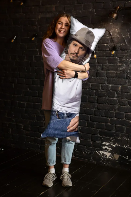 Дакимакура Джони Депп №2